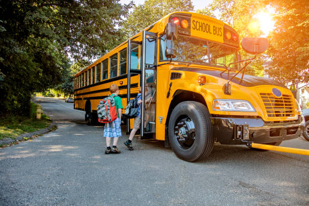 Bus scolaire desservant plusieurs communes